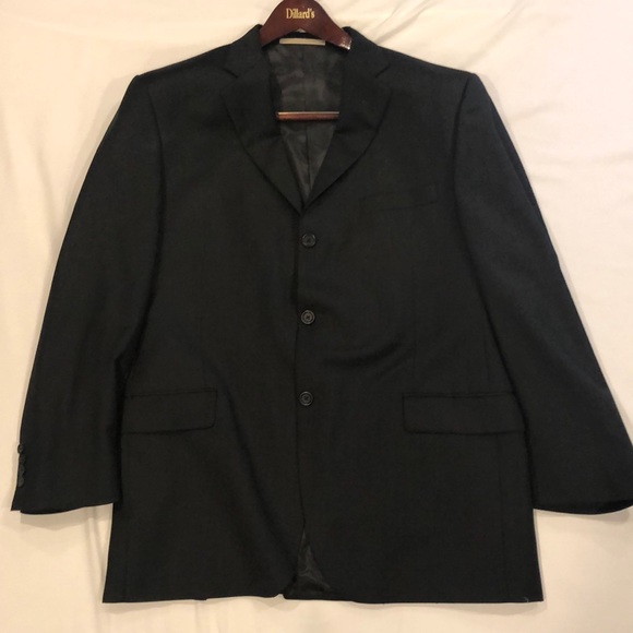 Burberry 3 button suit - Picture 1 of 8